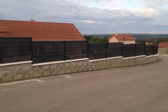 cloture-horizal-gris-anthracite-esthetique-eclose-badiniere