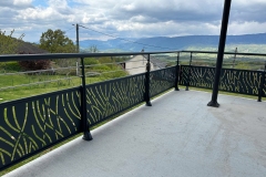 garde-corps-decoupe-laser-horizal-gris-anthracite-eynoud