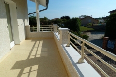 garde-corps-horizal-beige-aluminium-corbelin