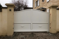 portail-coulissant-autoportant-blanc-domarin