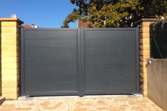 portail-battant-noir-domarin