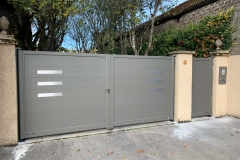 portail-battant-ral-7040