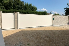 portail-coulissant-blanc-biol