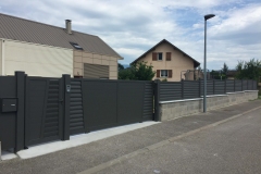 portail-coulissant-noir-2100-montagnieu