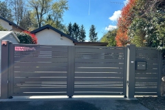 portail-gris-anthracite-battant-yenne