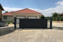 portail-horizal-coulissant-gris-anthracite-saint-savin