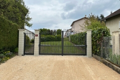 1_portai-battant-ral-7016-battant-saint-clair-de-la-tour