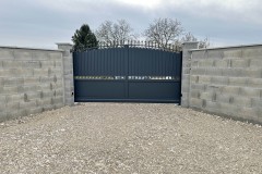 portail-coulissant-gris-anthracite-morestel