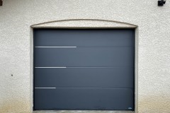 porte-de-garage-sectionnelle-motorise-ral-7016-le-pont-de-beauvoisin